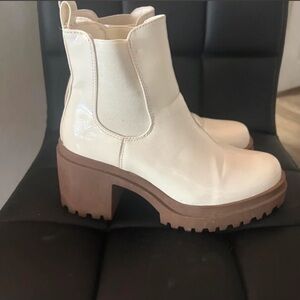 Diba Cream Block Heel Chelsea Lug Boots